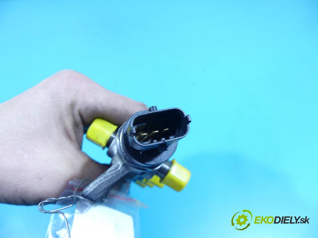 Chevrolet Malibu IV 2011-2016 2.0 LCDi: 160 HP manual 118 kW 1956 cm3 4- lišta vstrekovacia 0445214221 (Vstrekovacie lišty)