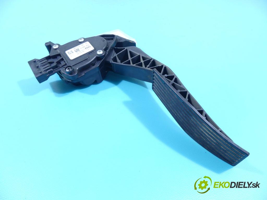 Chevrolet Malibu IV 2011-2016 2.0 LCDi: 160 HP manual 118 kW 1956 cm3 4- pedále 6PV009765-00 (Pedále)