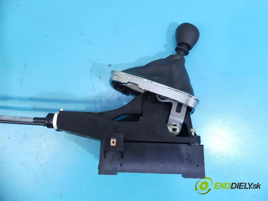 Chevrolet Malibu IV 2011-2016 2.0 LCDi: 160 HP manual 118 kW 1956 cm3 4- Páka: Změny: stupeň,rýchlosť 24263373 (Rýchlostné páky / kulisy)