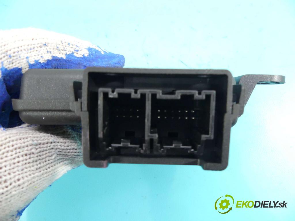 Chevrolet Malibu IV 2011-2016 2.0 LCDi: 160 HP manual 118 kW 1956 cm3 4- modul riadiaca jednotka 22846442 (Ostatné)