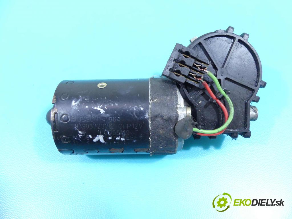 Seat Cordoba I 1993-2002 1.4 mpi 60 HP manual 44 kW 1390 cm3 4- motor stieračov predné 1L0955119