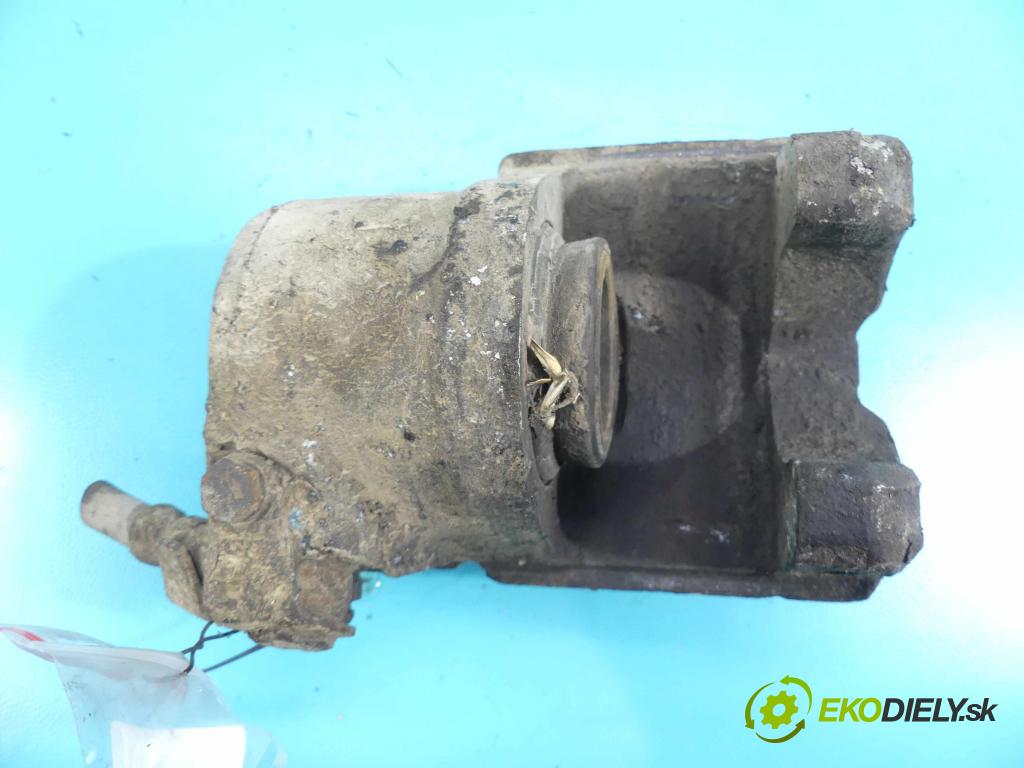 Polonez Caro / Atu 1.6 77 HP manual 57 kW 1598 cm3 5- brzdič predné ľavý (Ostatné)