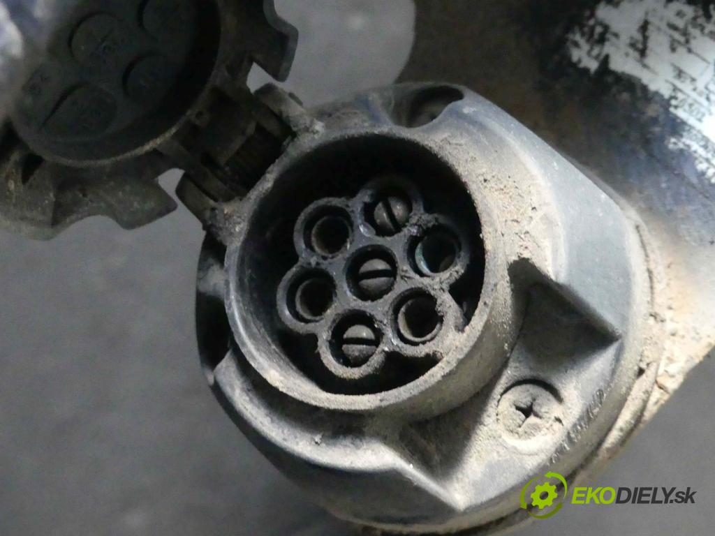 Peugeot 407 1.6 hdi 109 hp manual 80 kW 1560 cm3 5- oko tažné