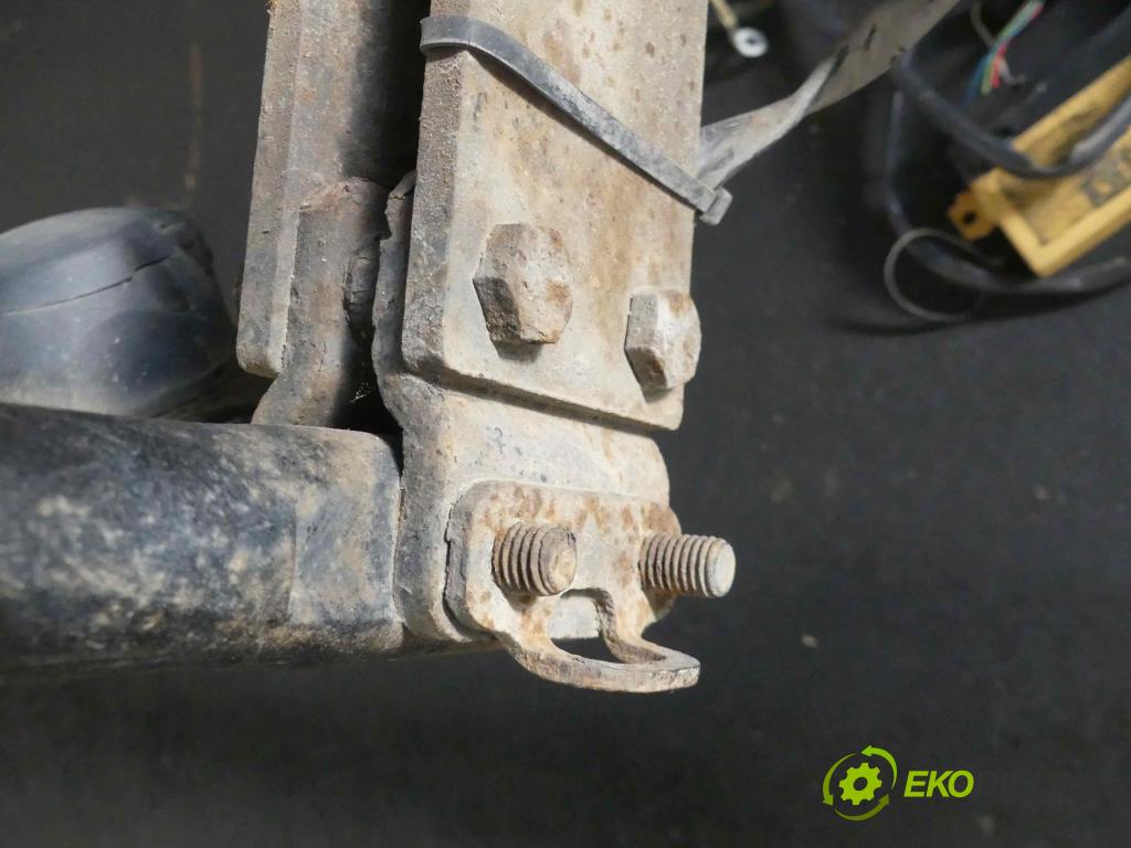 Peugeot 407 1.6 hdi 109 hp manual 80 kW 1560 cm3 5- oko tažné