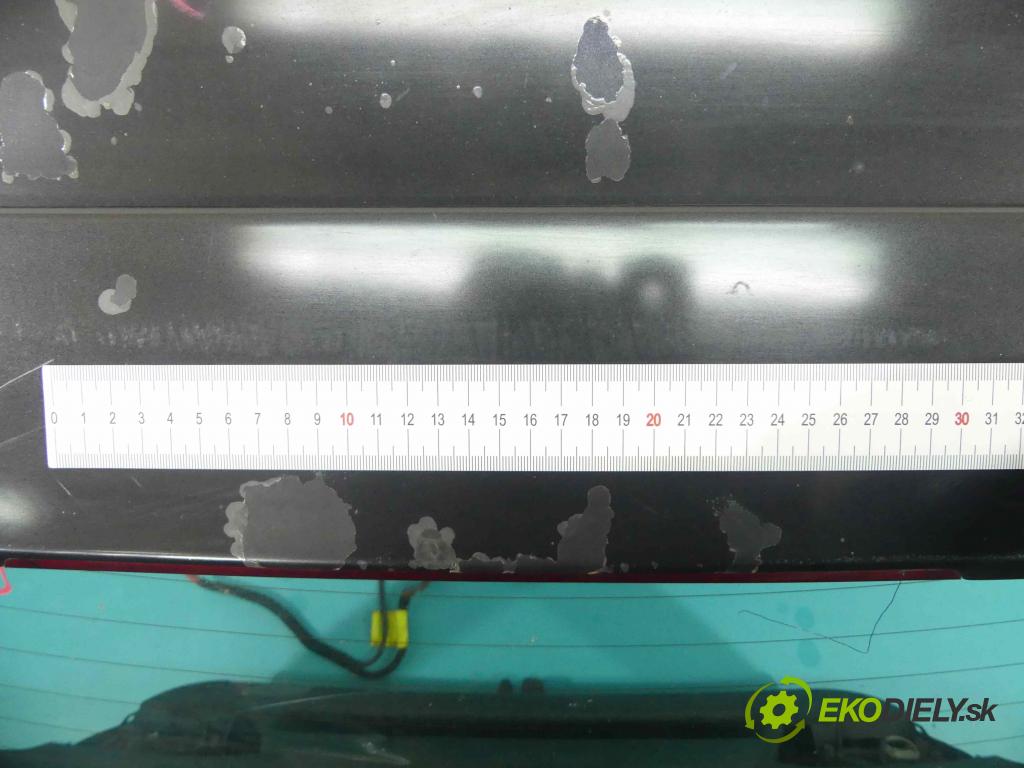 Alfa romeo 156 1.9d 140 hp manual 103 kW 1910 cm3 5- zadní kufrové dveře  (Zadní kapoty)