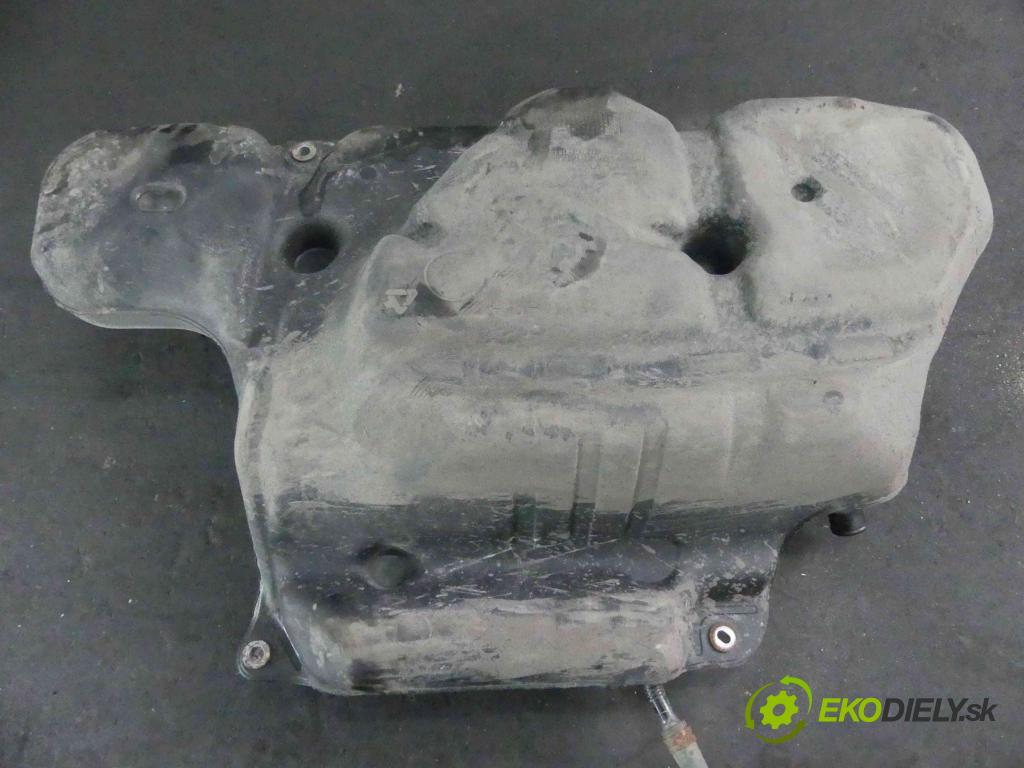 Toyota Corolla E16/E18  2013-2019 1.6 16v 132  HP manual 97 kW 1598 cm3 4- Nádrž: palivo 77111-02150 (Nádrže)