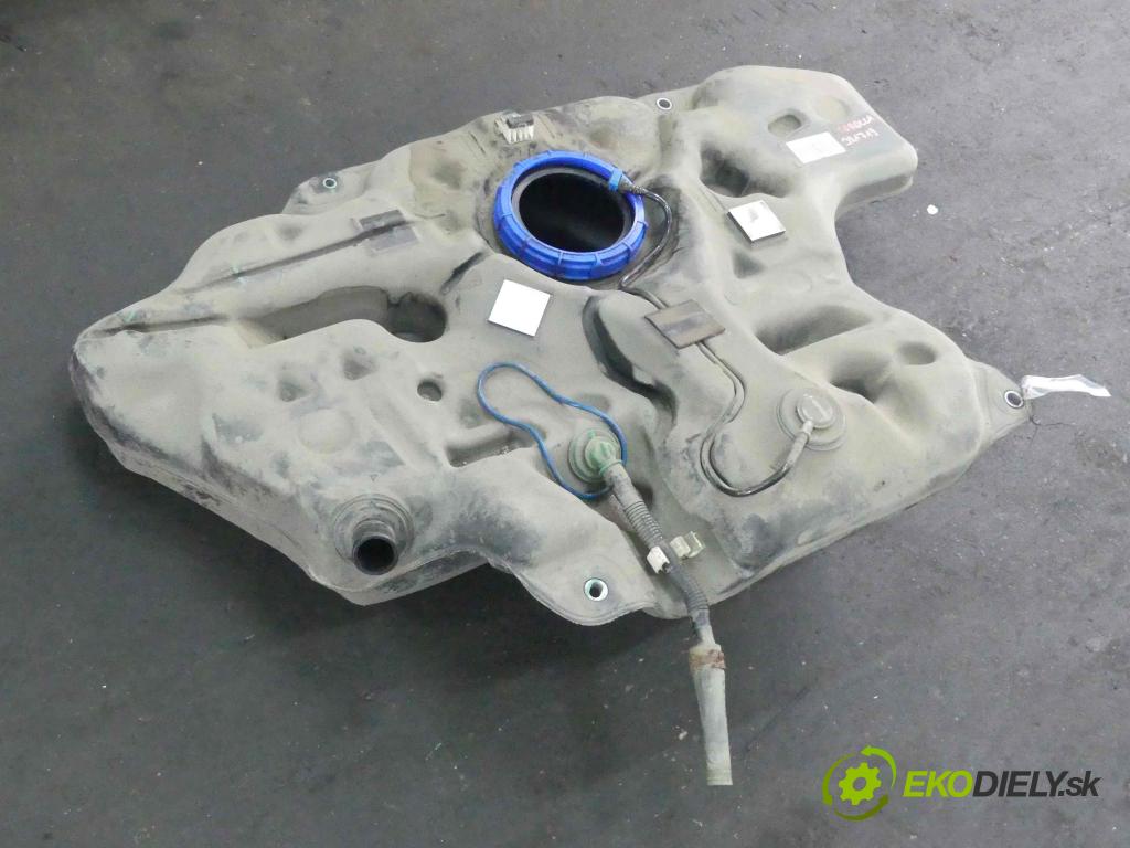 Toyota Corolla E16/E18  2013-2019 1.6 16v 132 hp manual 97 kW 1598 cm3 4- Nádrž: paliva 77111-02150 (Nádrže)