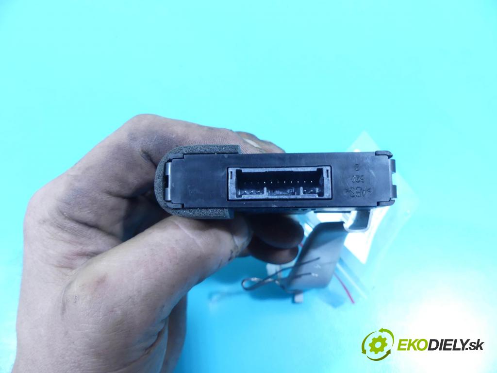 Toyota Auris II 2012-2018 1.6 D4D 111KM manual 82 kW 1598 cm3 5- modul riadiaca jednotka 89780-02130 (Ostatné)