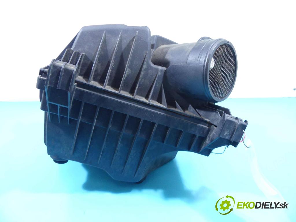 Toyota Auris II 2012-2018 1.6 D4D 111KM manual 82 kW 1598 cm3 5- obal filtra vzduchu 3465454 (Obaly filtrov vzduchu)