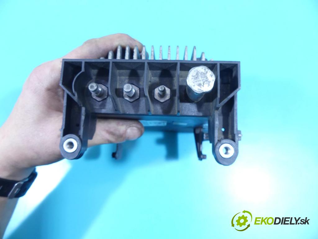 Volvo S90 2016- 2.0 T5 254KM automatic 187 kW 1969 cm3 4- modul riadiaca jednotka 31652295 (Ostatné)