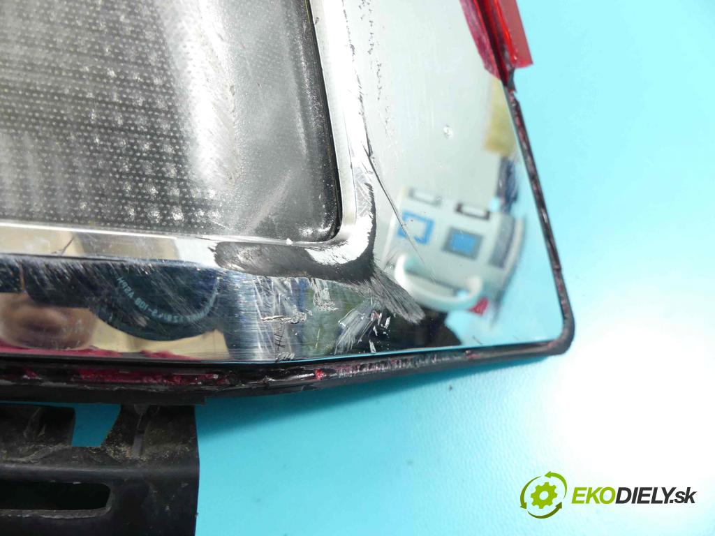 Volvo S90 II 2016- 2.0 T5 254KM automatic 187 kW 1969 cm3 4- světlo zadní pravé 31698715 (Klika dveří ostatní)