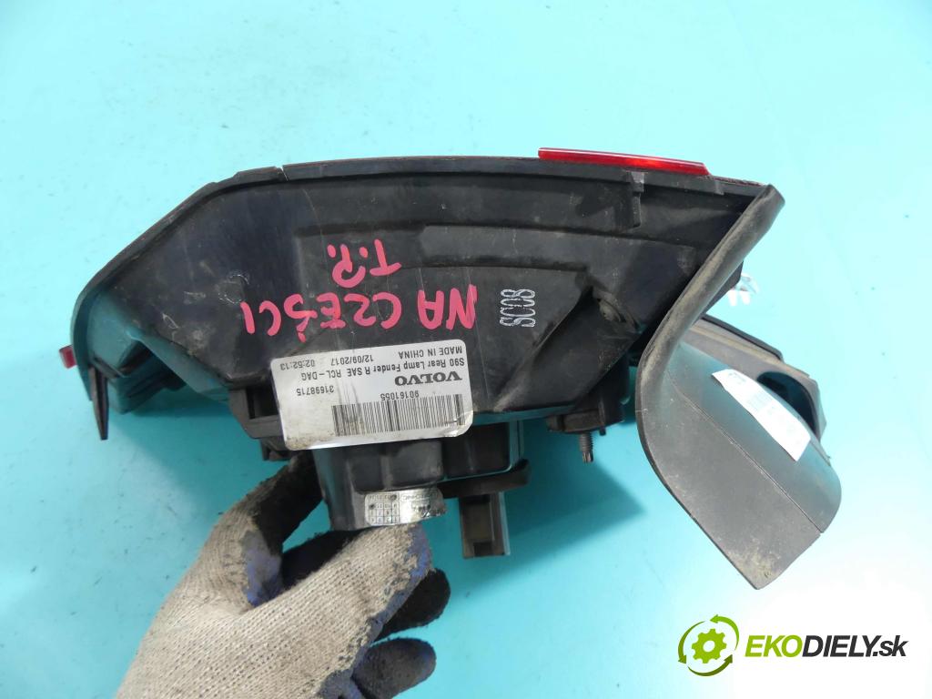 Volvo S90 II 2016- 2.0 T5 254KM automatic 187 kW 1969 cm3 4- světlo zadní pravé 31698715 (Klika dveří ostatní)