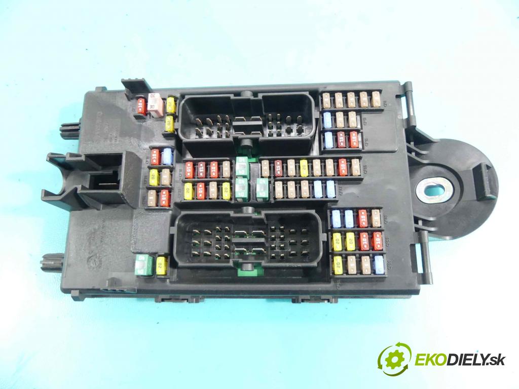 Volvo S90 2016- 2.0 T5 254KM automatic 187 kW 1969 cm3 4- modul riadiaca jednotka 31682732 (Ostatné)