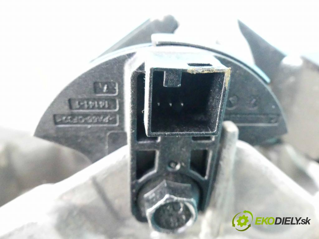 Volvo S90 2016- 2.0 T5 254KM automatic 187 kW 1969 cm3 4- pedále P31489735 (Pedále)