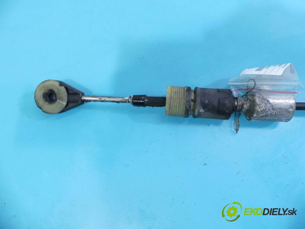 Volvo S90 2016- 2.0 T5 254KM automatic 187 kW 1969 cm3 4- Páka: Změny: stupeň,rýchlosť P31694188 (Rýchlostné páky / kulisy)