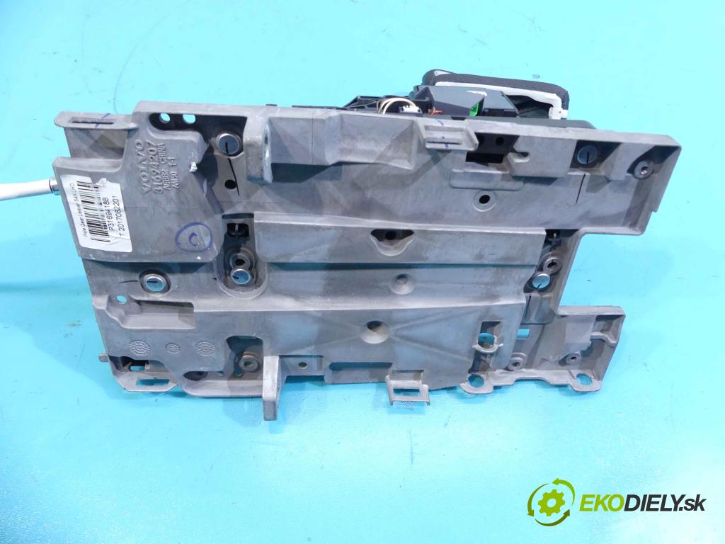 Volvo S90 2016- 2.0 T5 254KM automatic 187 kW 1969 cm3 4- Páka: Změny: stupeň,rýchlosť P31694188 (Rýchlostné páky / kulisy)