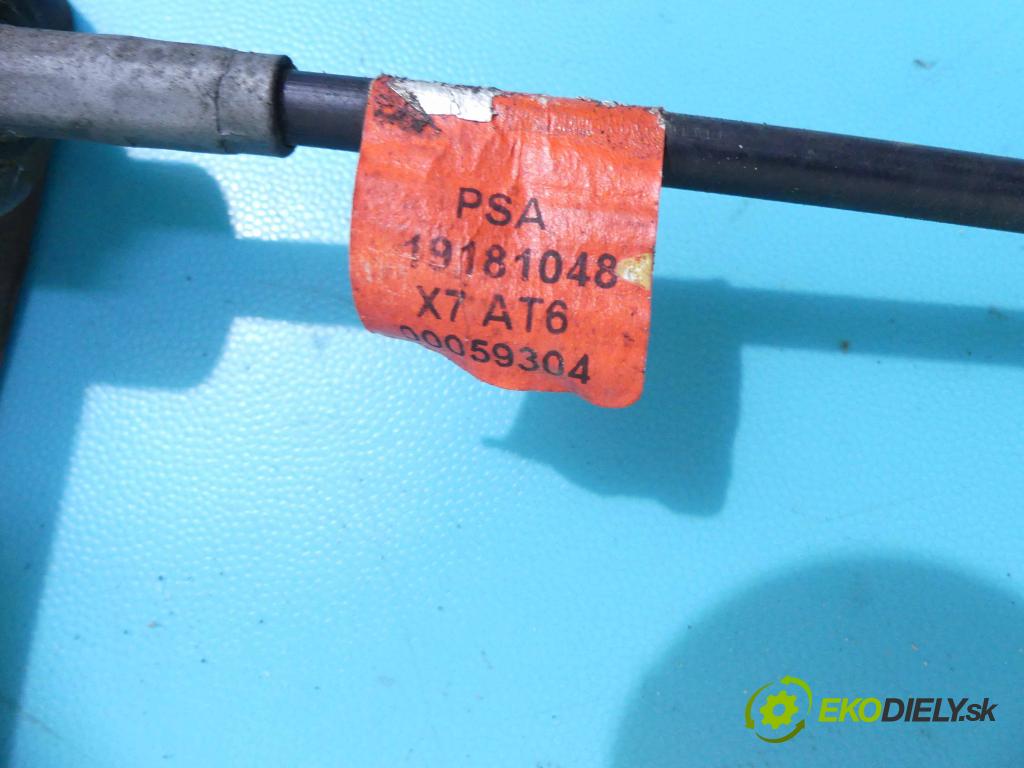 Citroen C5 II 2008-2017 1.6 THP 156 HP automatic 115 kW 1598 cm3 5- Páka: Změny: stupeň,rýchlosť 9686149980 (Rýchlostné páky / kulisy)