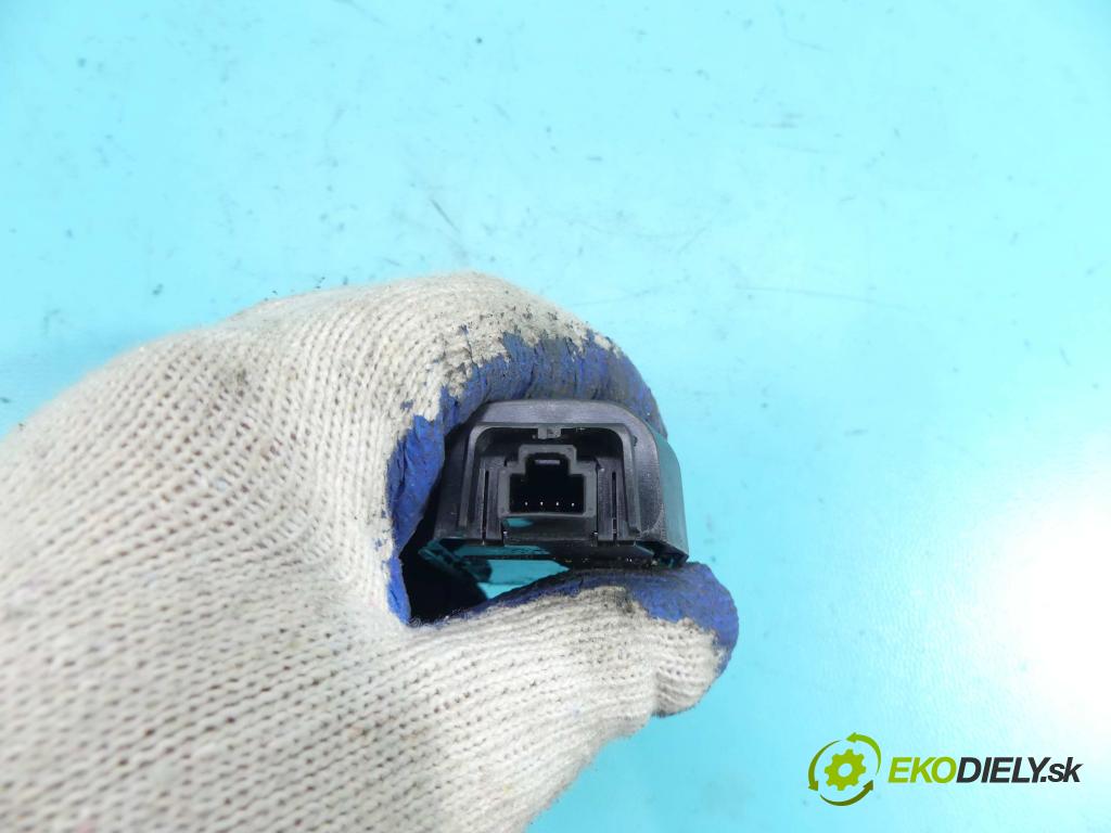 Toyota Corolla E16/E18  2013-2019 1.6 16v 132  HP manual 97 kW 1598 cm3 4- snímač déšť: 89941-0D010 (Snímače dažďa)