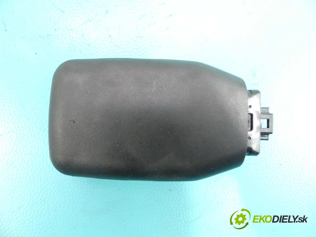 Toyota Corolla E16/E18  2013-2019 1.6 16v 132  HP manual 97 kW 1598 cm3 4- snímač déšť: 89941-0D010 (Snímače dažďa)