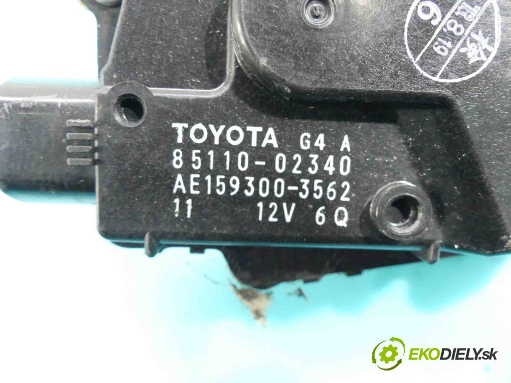 Toyota Corolla E16/E18  2013-2019 1.6 16v 132  HP manual 97 kW 1598 cm3 4- motor stieračov predné 85110-02340