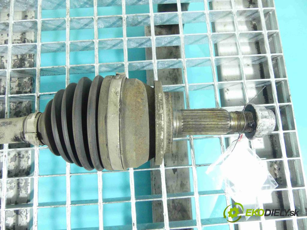 Toyota Corolla E16/E18  2013-2019 1.6 16v 132  HP manual 97 kW 1598 cm3 4- poloos ľavé 43420-02D40 (Poloosy)