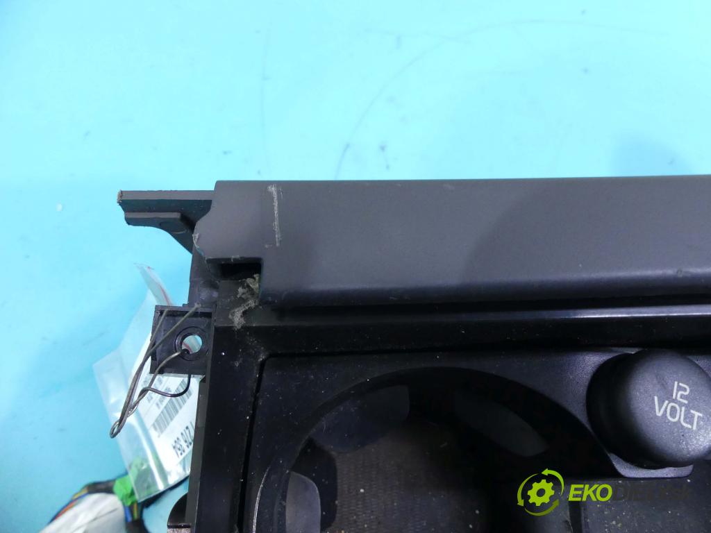 Volvo V60 I 2010-2018 3.0 T6 329KM automatic 242 kW 2953 cm3 5- operadlo 39819457 (Lakťové opierky)