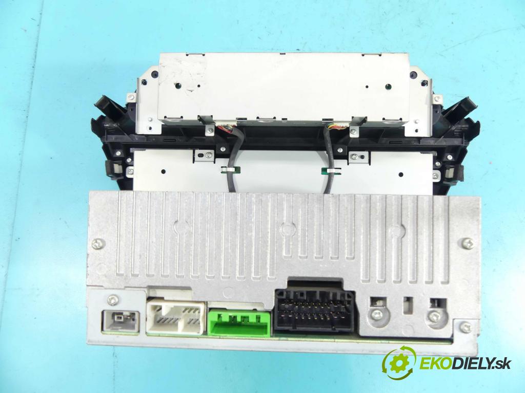 Honda Fr-v 2.0 16v 150 HP manual 110 kW 1998 cm3 5- Radio originál 39100-SJD-G01