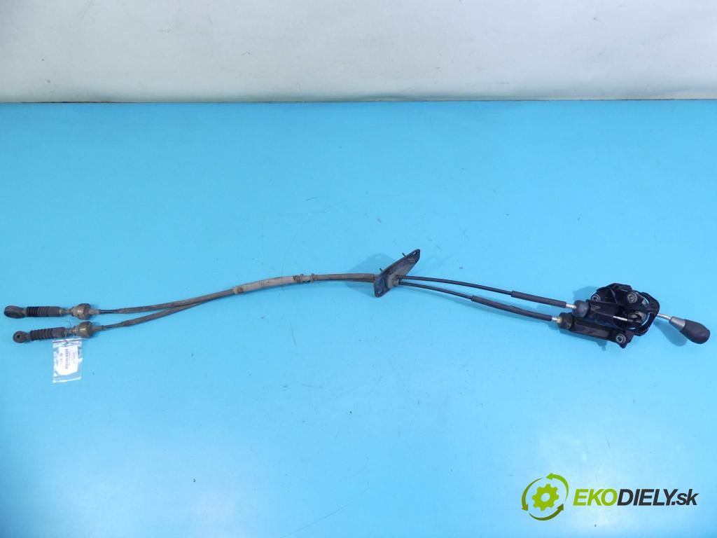 Honda Fr-v 2.0 16v 150 HP manual 110 kW 1998 cm3 5- Páka: Změny: stupeň,rýchlosť  (Rýchlostné páky / kulisy)