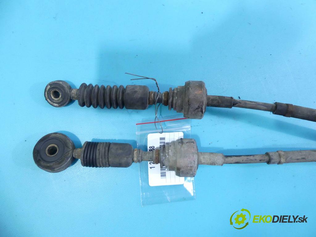 Honda Fr-v 2.0 16v 150 HP manual 110 kW 1998 cm3 5- Páka: Změny: stupeň,rýchlosť  (Rýchlostné páky / kulisy)