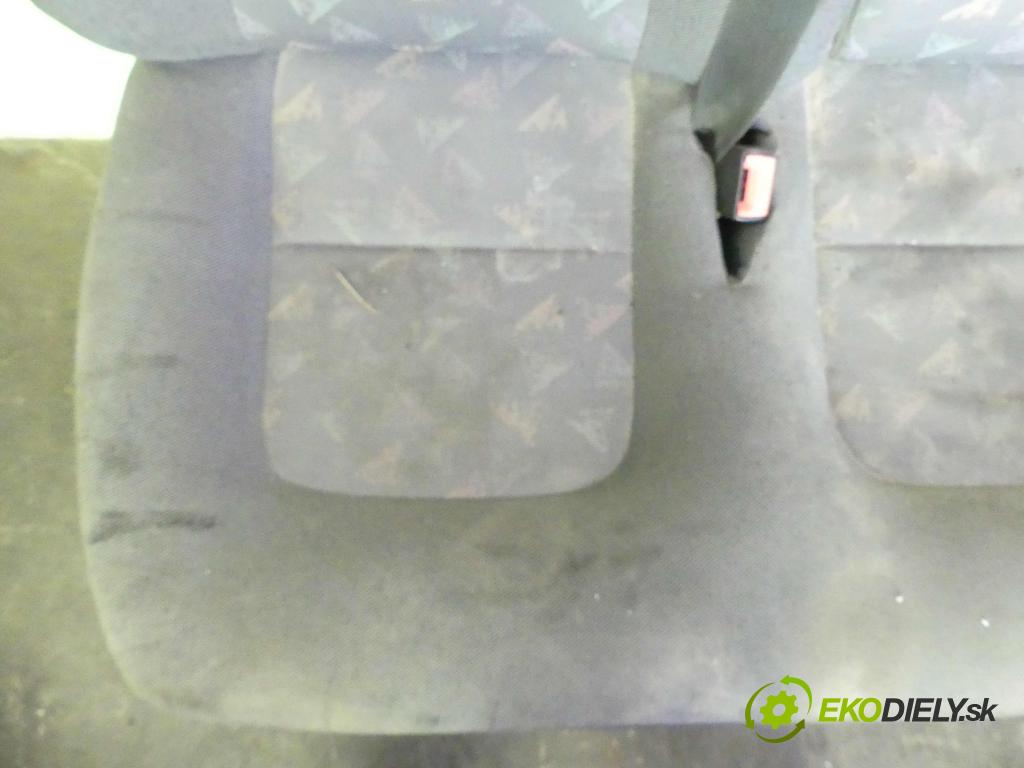 Citroen Jumper I 1994-2006 2.8 hdi 128 HP manual 94 kW 2800 cm3 5- Sedačka pravý  (Sedačky, sedadlá)