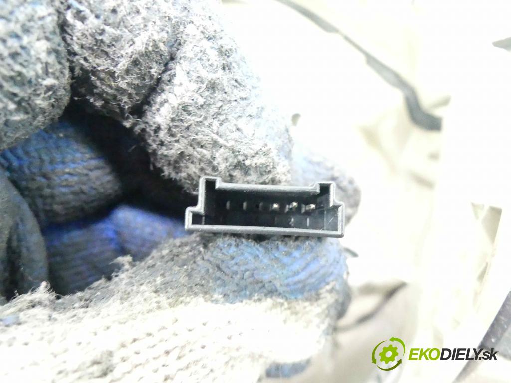 Audi A6 C6 2004-2011 3.0 tdi 232KM automatic 171 kW 2967 cm3 4- volant 4F0419091DB (Volanty)