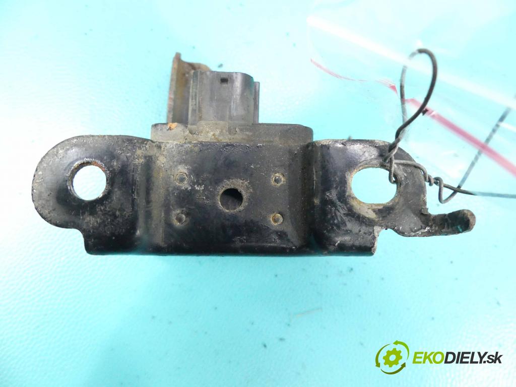 Honda Jazz II 2002-2008 1.3 83 HP manual 61 kW 1339 cm3 5- snímač šokovat: 77940-SEL-N810 (Snímače nárazu)