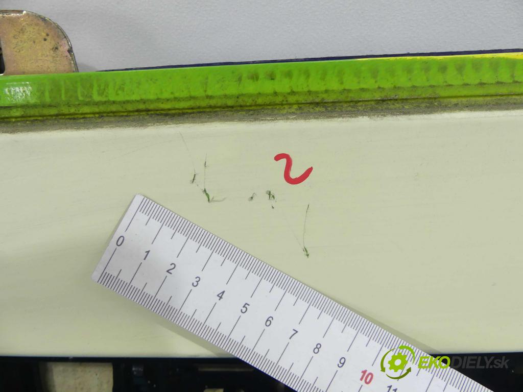 Smart Fortwo 1998-2007 0.6 54 hp automatic 40 kW 599 cm3 3- zadní kufrové dveře  (Zadní kapoty)