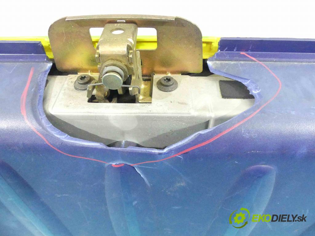 Smart Fortwo 1998-2007 0.6 54 hp automatic 40 kW 599 cm3 3- zadní kufrové dveře  (Zadní kapoty)