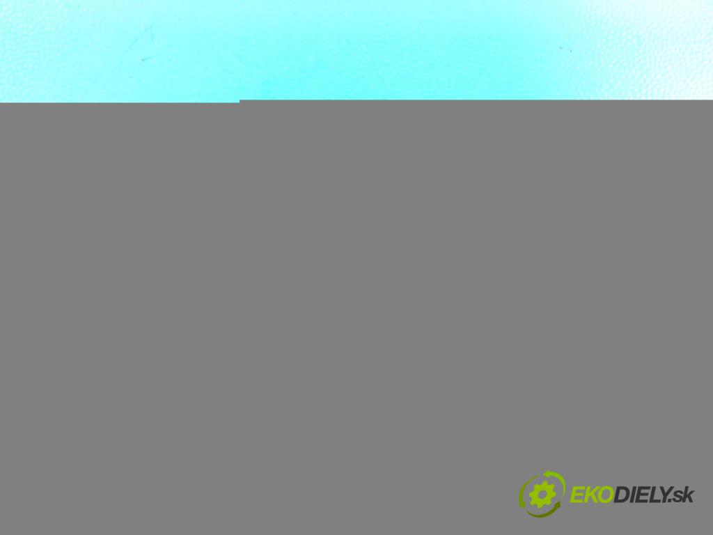 Toyota Auris II 2012-2018 1.6 D4D 111KM manual 82 kW 1598 cm3 5- Relé: 0281003115 (Relé)