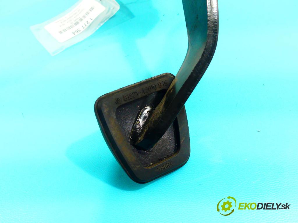 Toyota Auris II 2012-2018 1.6 D4D 111KM manual 82 kW 1598 cm3 5- pedále  (Pedále)