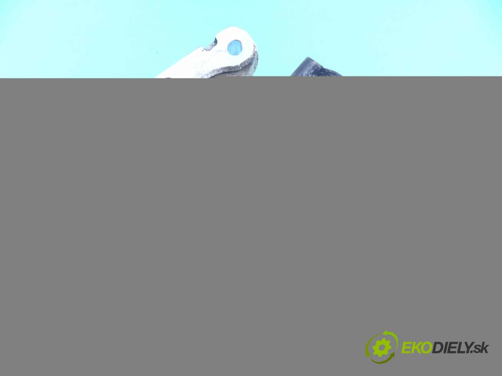 Toyota Auris II 2012-2018 1.6 D4D 111KM manual 82 kW 1598 cm3 5- airbag motora  (Držiaky motora)