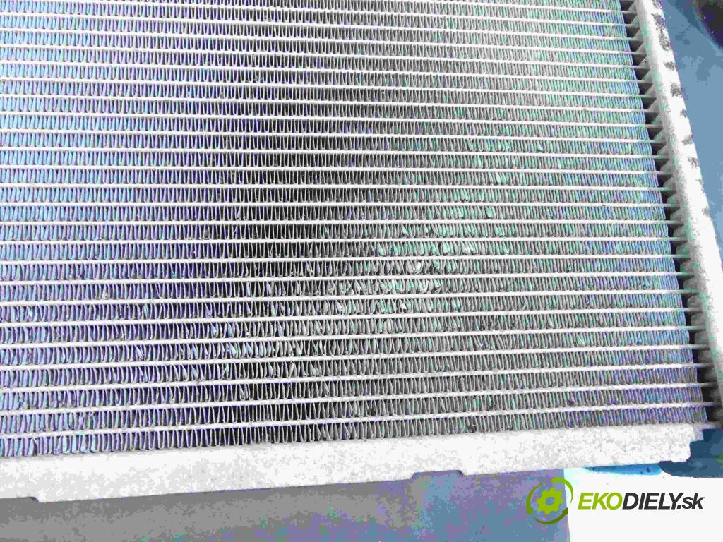 Toyota Auris II 2012-2018 1.6 D4D 111KM manual 82 kW 1598 cm3 5- chladič voda: 422134-3082 (Chladiče vody)