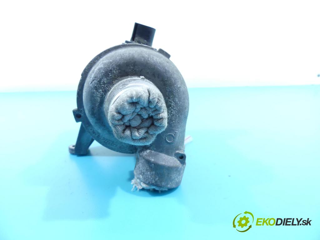 Volvo S90 2016- 2.0 T5 254KM automatic 187 kW 1969 cm3 4- čerpadlo vody 702702280 (Vodní pumpy)