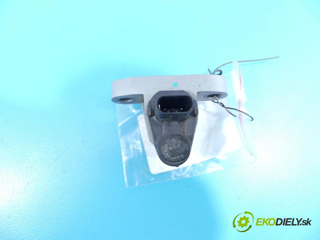 Volvo S90 2016- 2.0 T5 254KM automatic 187 kW 1969 cm3 4- snímač pozice: hřídel klikový 31410836 (Snímače polohy kliky, vačky)