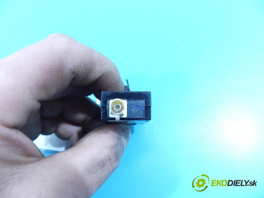 Volvo S90 2016- 2.0 T5 254KM automatic 187 kW 1969 cm3 4- modul riadiaca jednotka 31384303 (Ostatné)