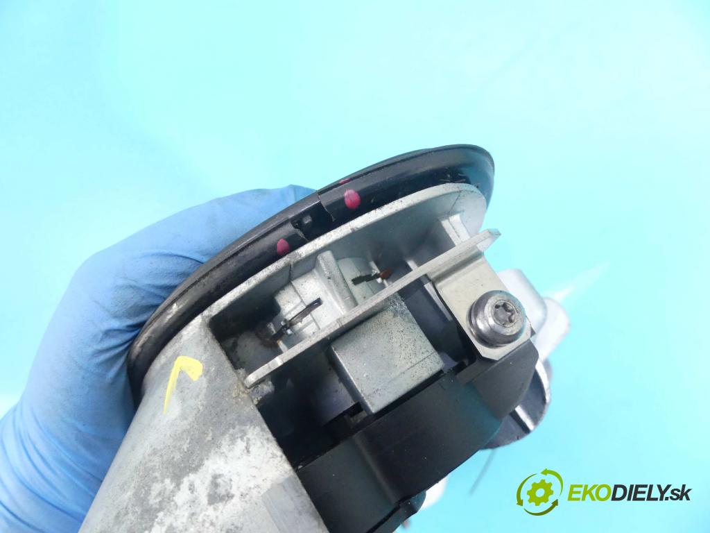 Porsche Panamera I 970 2009-2016 3.0 V6 420 hp automatic 309 kW 2997 cm3 5- rukoväť predné ľavé mimo: 97053706303 (Vonkajšie predné ľavé)