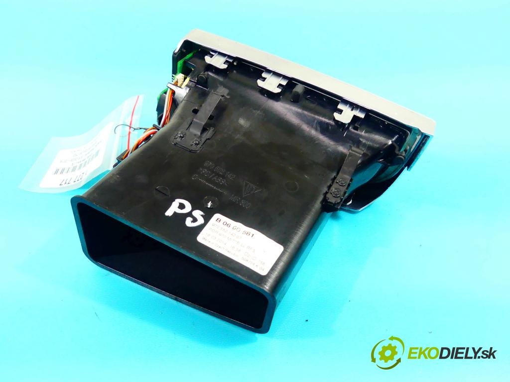 Porsche Panamera I 970 2009-2016 3.0 V6 420 hp automatic 309 kW 2997 cm3 5- Mřížka: kúrenia stredová 97055214203 (Mriežky kúrenia (fukáre))