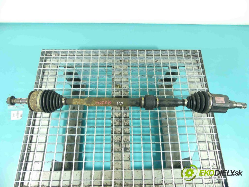 Chevrolet Cruze 1.8 16V 141 HP manual 104 kW 1796 cm3 4- poloos pravé 13371622 (Poloosy)