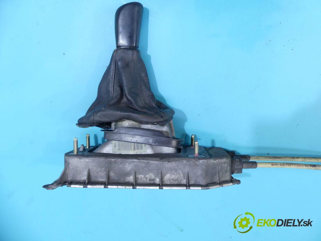 Skoda Fabia I 1999-2007 1.2 6V 54 HP manual 40 kW 1198 cm3 5- Páka: Změny: stupeň,rýchlosť 6Q0711061 (Rýchlostné páky / kulisy)