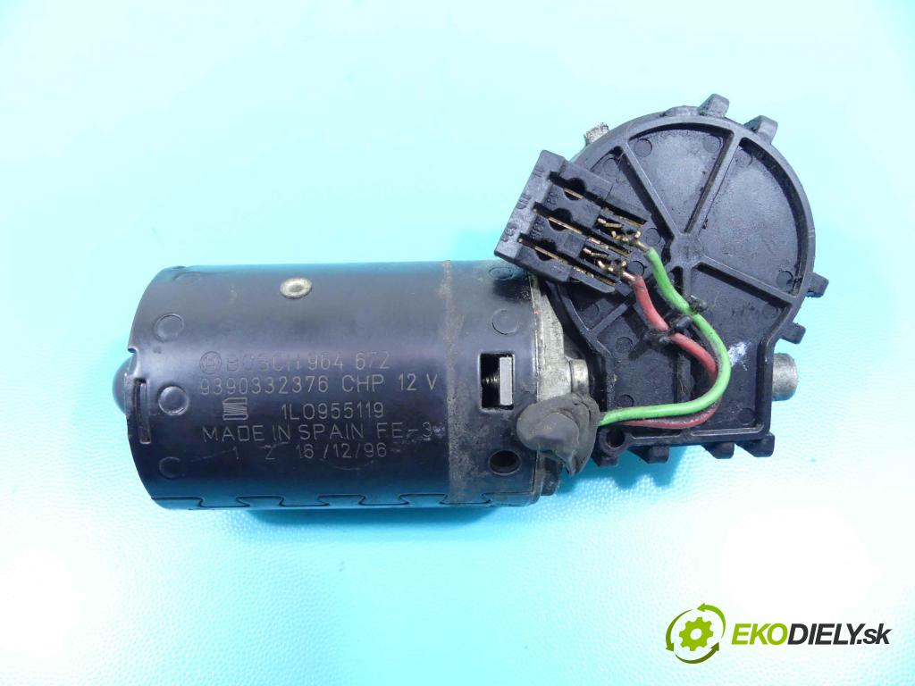 Seat Cordoba I 1993-2002 1.6 75 HP manual 55 kW 1598 cm3 4- motor stieračov predné 1L0955119