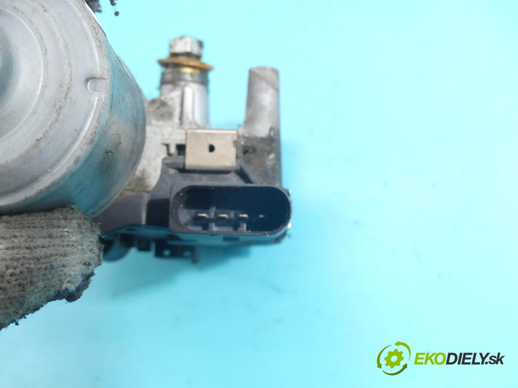 Seat Altea 1.9 tdi 105 HP manual 77 kW 1896 cm3 5- motor stieračov predné 5P0955119C