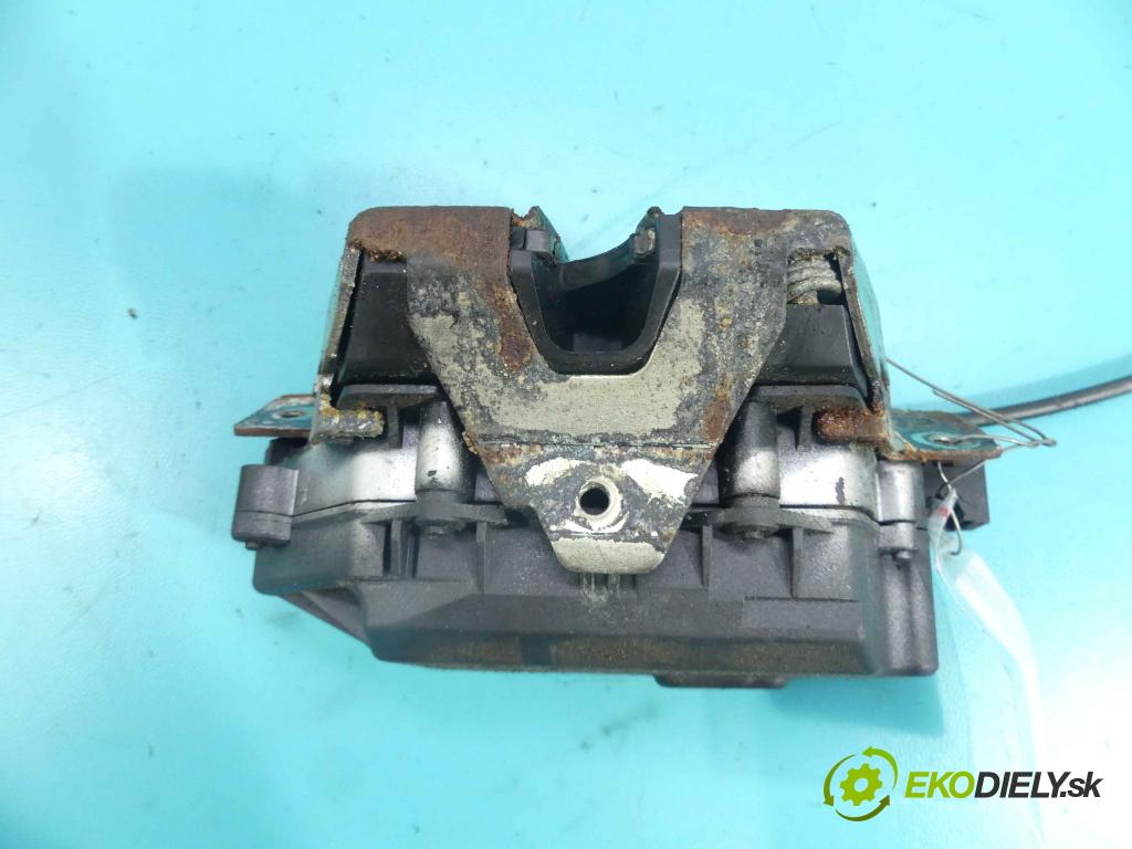 Mercedes R W251 2005-2013 3.5 V6 272 hp automatic 200 kW 3498 cm3 5- zámek kufrových dveří zadní A1647400435