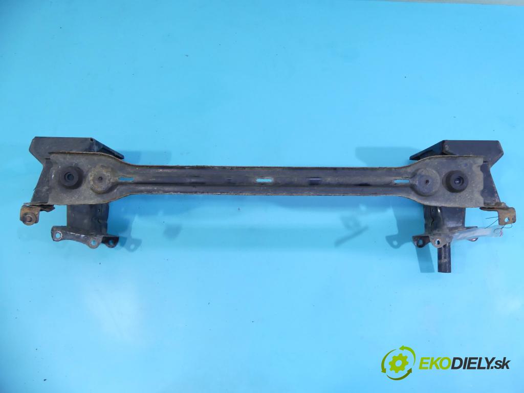 Mercedes R W251 2005-2013 3.5 V6 272 hp automatic 200 kW 3498 cm3 5- stěna přední  (Výztuhy přední)