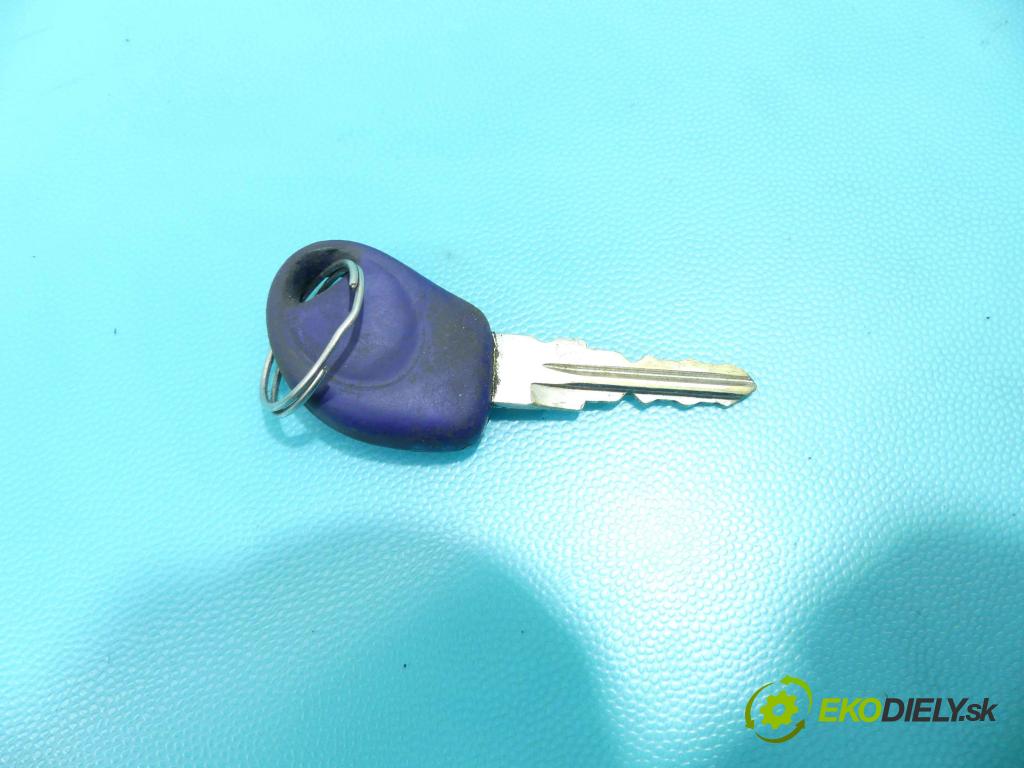 Fiat Seicento 1.1 54 HP manual 40 kW 1108 cm3 3- Spínačka  (Spínacie skrinky a kľúče)